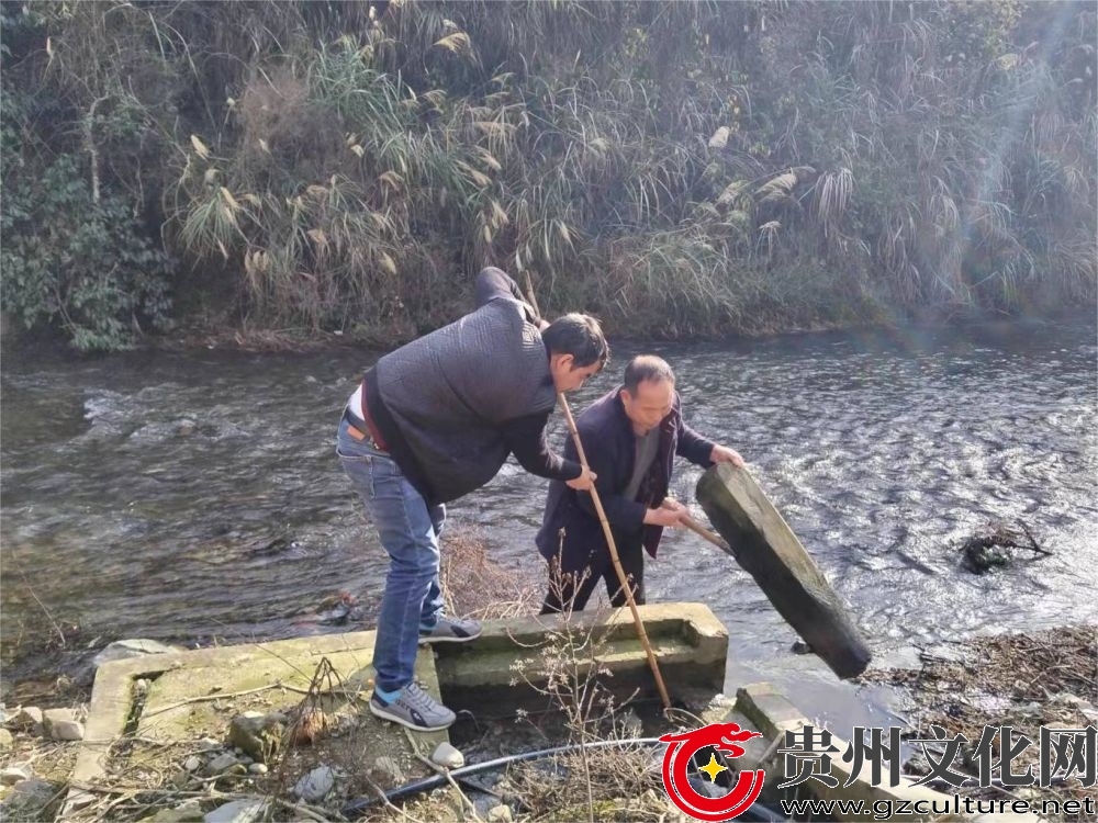 尚重鎮(zhèn)：持續(xù)河道保潔 守護(hù)河道生態(tài)