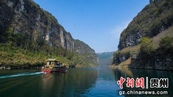 沿河：烏江春景引客來