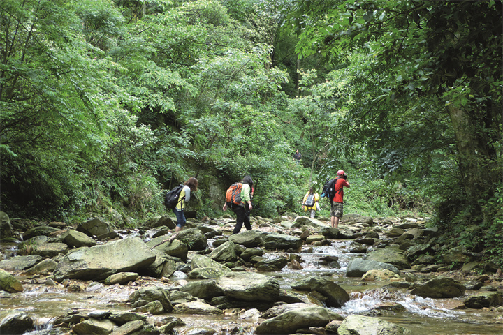 打造世界級旅游目的地·生態(tài)篇 生態(tài)賦能貴州旅游新質生產(chǎn)力