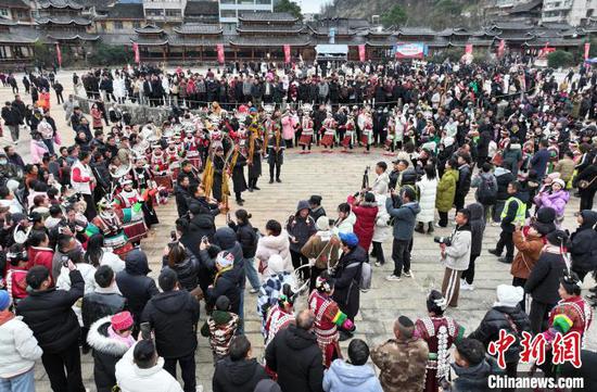 圖為蘆笙會(huì)現(xiàn)場(chǎng)。吳大平 攝