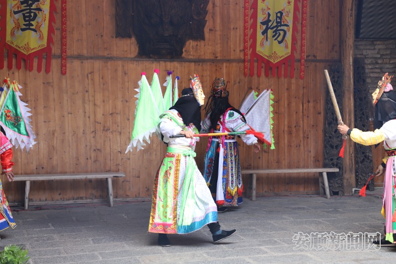 平壩區(qū)天龍鎮(zhèn)天龍村古色古韻織錦繡 留住詩意和鄉(xiāng)愁