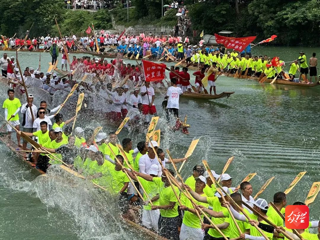 龍舟故鄉(xiāng) 匠心傳承！銅仁已連續(xù)舉辦13次全國(guó)龍舟大賽