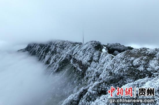 2月26日，在貴州省道真自治縣大沙河國家級(jí)自然保護(hù)區(qū)內(nèi)拍攝的雪景（無人機(jī)照片）。