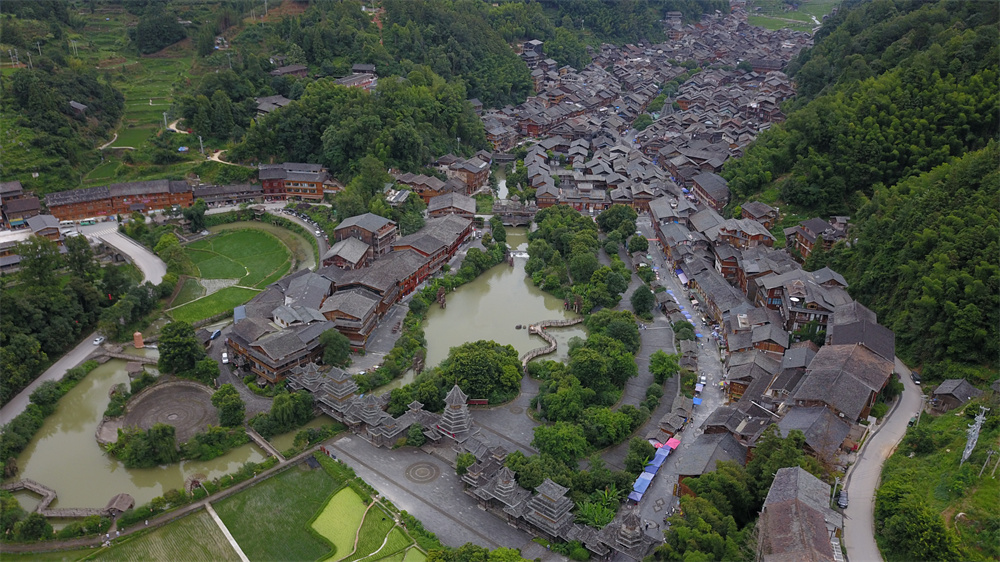 貴州：建設(shè)四好農(nóng)村路 帶來農(nóng)村興富美